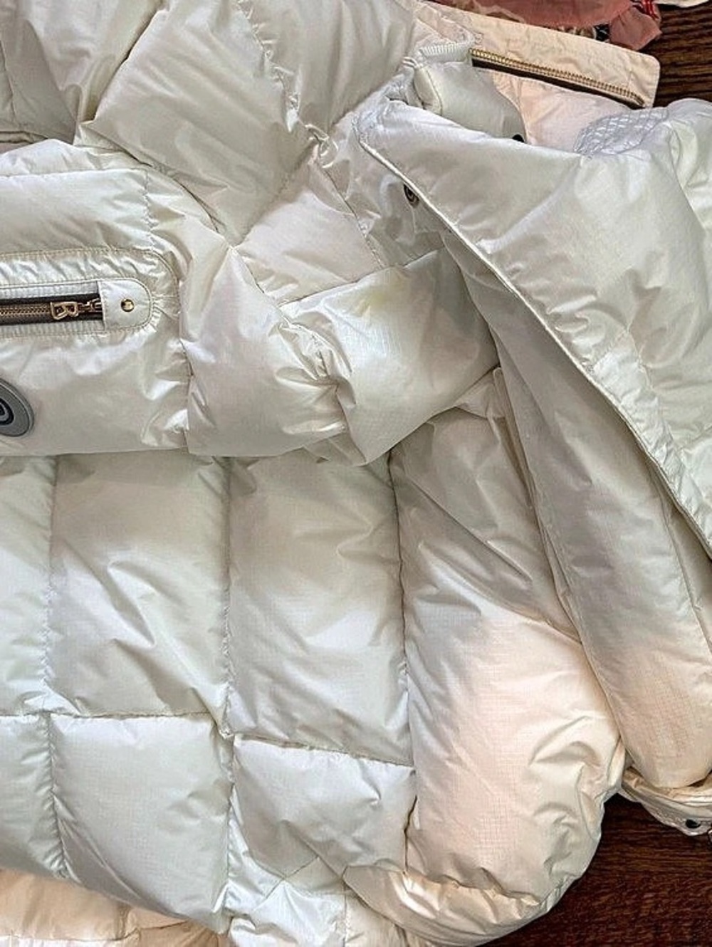 Bogner Gienève-D Women's Puffer White Size 6 NWT - Picture 4 of 8